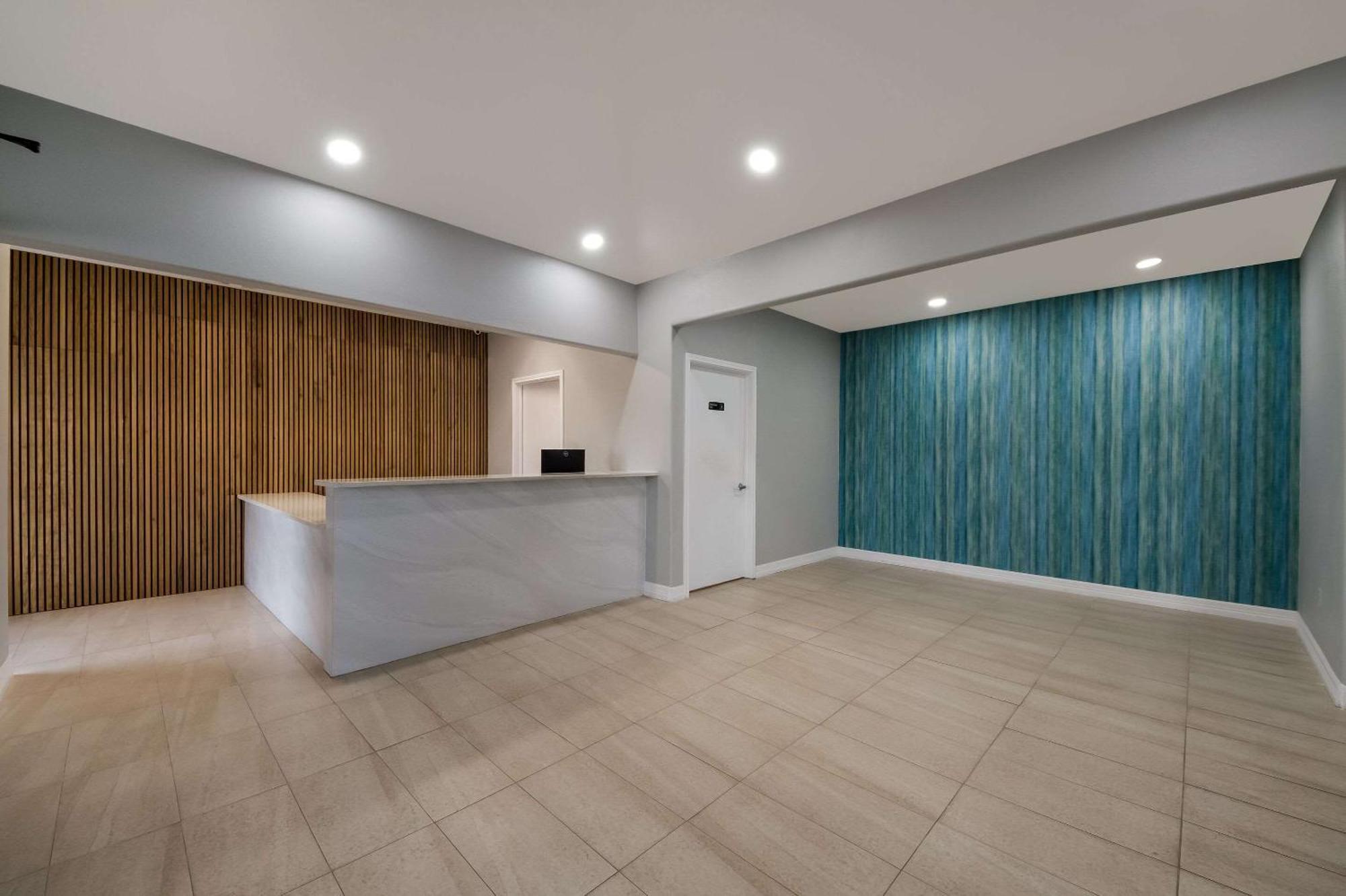 Rodeway Inn & Suites Корпъс Кристи Екстериор снимка