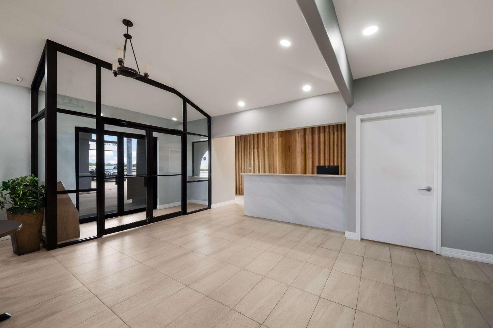Rodeway Inn & Suites Корпъс Кристи Екстериор снимка