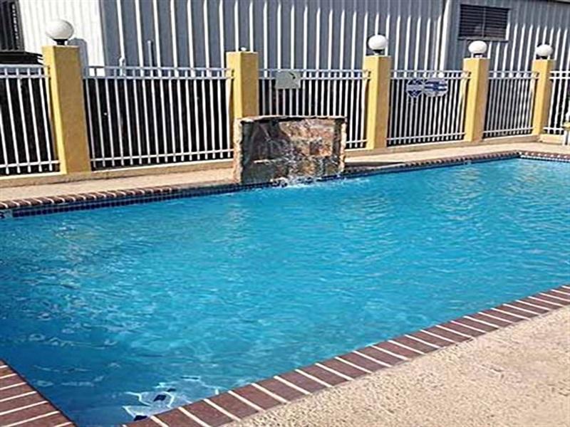 Rodeway Inn & Suites Корпъс Кристи Екстериор снимка