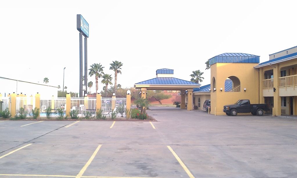 Rodeway Inn & Suites Корпъс Кристи Екстериор снимка