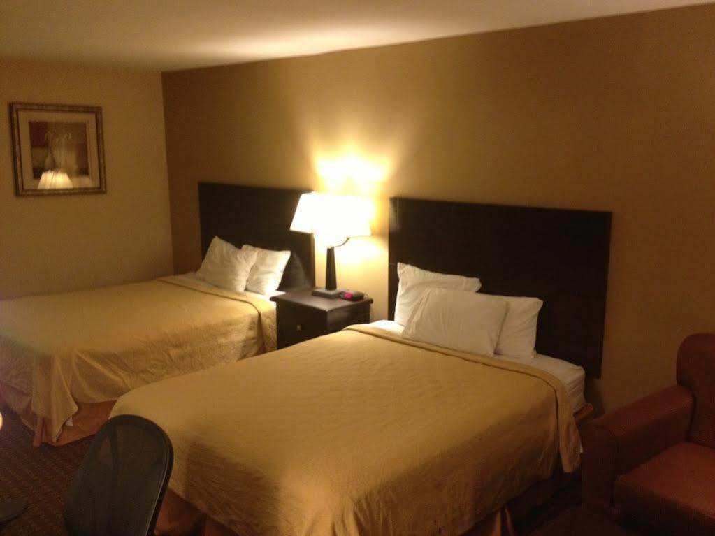 Rodeway Inn & Suites Корпъс Кристи Екстериор снимка